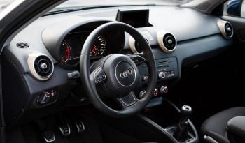 Audi A1 1.6 TDI kupljen u RS 2011 full
