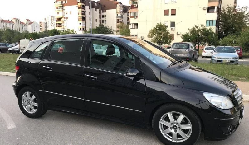 Mercedes Benz B180 REG.GOD.DANA NOV 2005 full