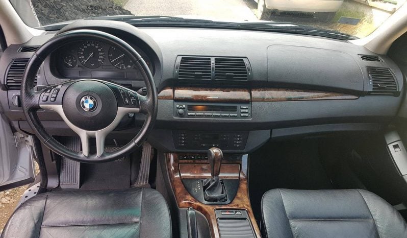 BMW X5 3.0 D 2002 full