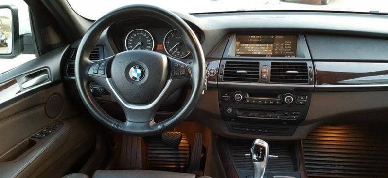 BMW X5 3.0 XDRIVE 2010 full
