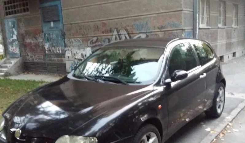 Alfa Romeo 147 1.9 JTD 2002 full