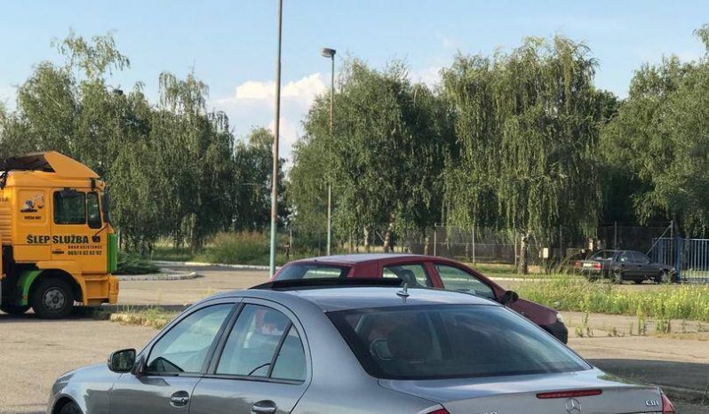 Mercedes Benz E 220 2007 full