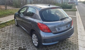 Peugeot 207 1.4i B PEŽO MOTOR full