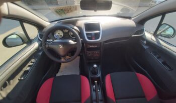 Peugeot 207 1.4i B PEŽO MOTOR full
