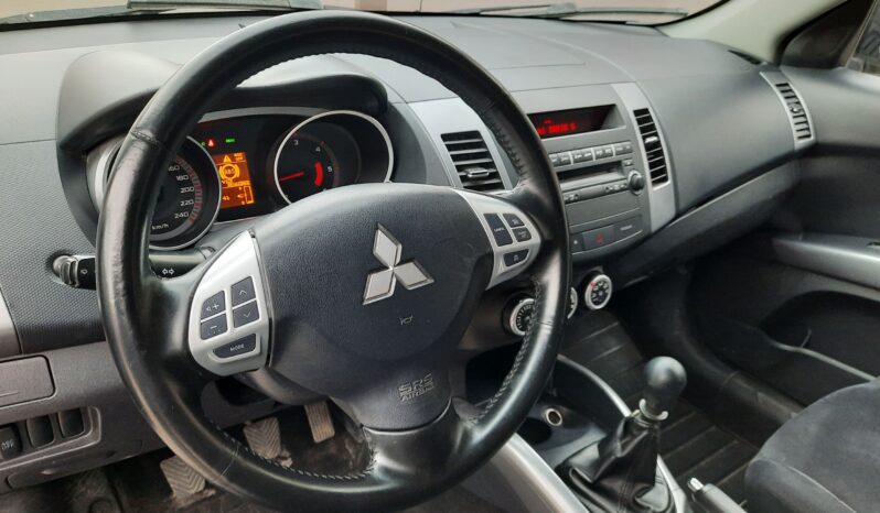 Mitsubishi Outlander 2.0TDI 4X4 full