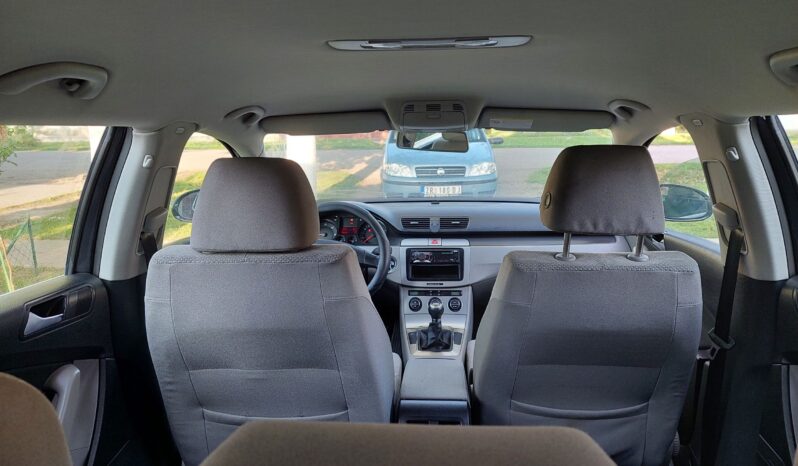 VW Passat B6 full