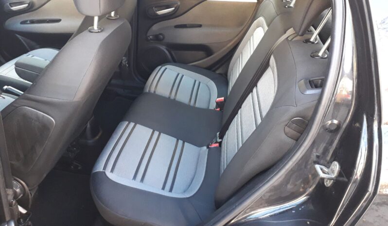 Fiat Grande Punto 2011 full