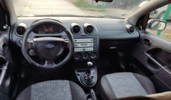 Ford Fiesta 2004 full