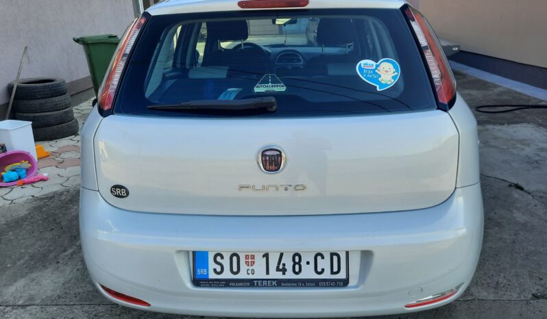Fiat Grande Punto 2012 full