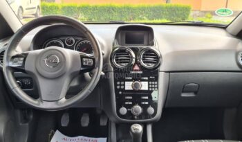 Opel Corsa D 2010 full