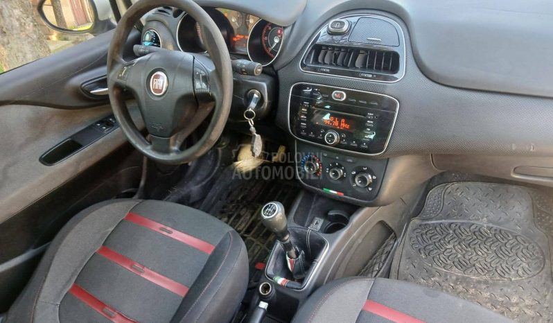 Fiat Punto 2010 full