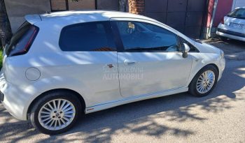 Fiat Punto 2010 full