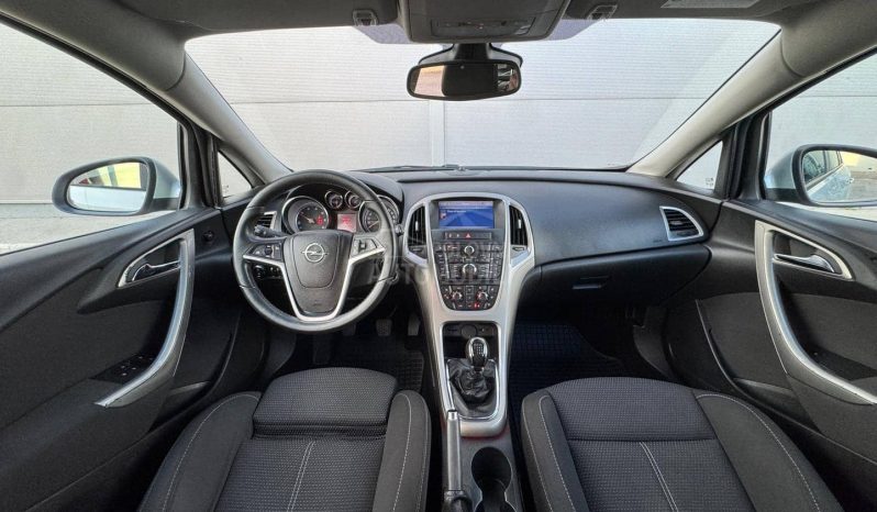 Opel Astra J 2012 full
